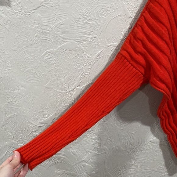 Tribal orange drop sleeve turtleneck sweater size medium - Picture 2 of 7